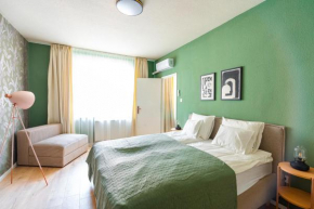Sunny new luxurious home at the Jewish district